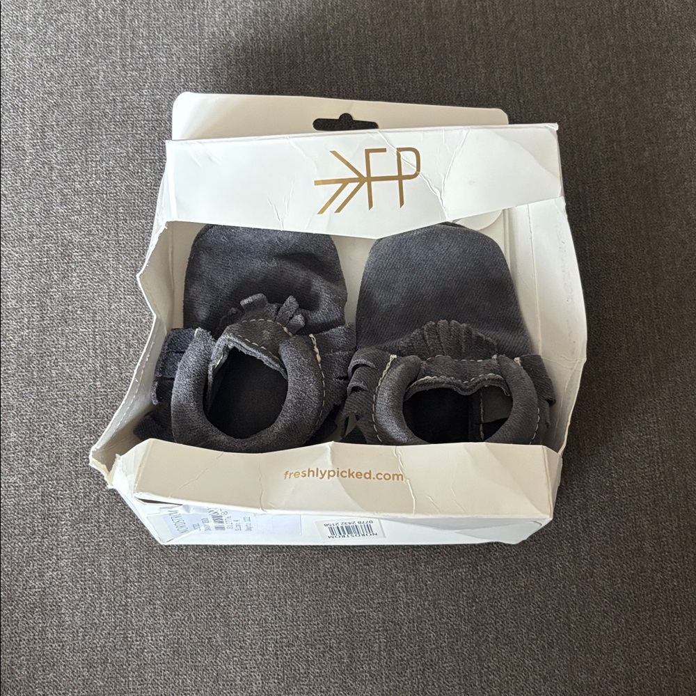 Freshly picked baby Mocs size 4 dark denim